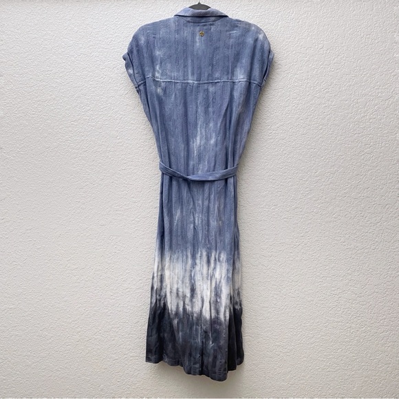 Rip Curl Dip Dye Button Front Midi Dress - Picture 2 of 5